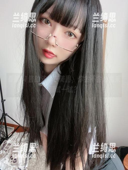 看过51酱的连体衣美图，你会不会心血来潮试一试？