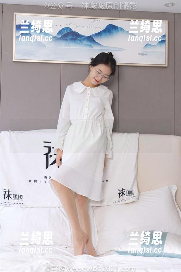 BoBoSocks袜啵啵 - 职场女神态？小甜豆的OL装原图似乎更适合午后约会