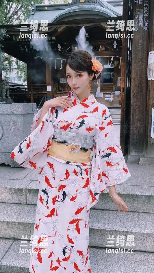 ElyEE子的美图合集，剧情不只是浮光掠影哦！