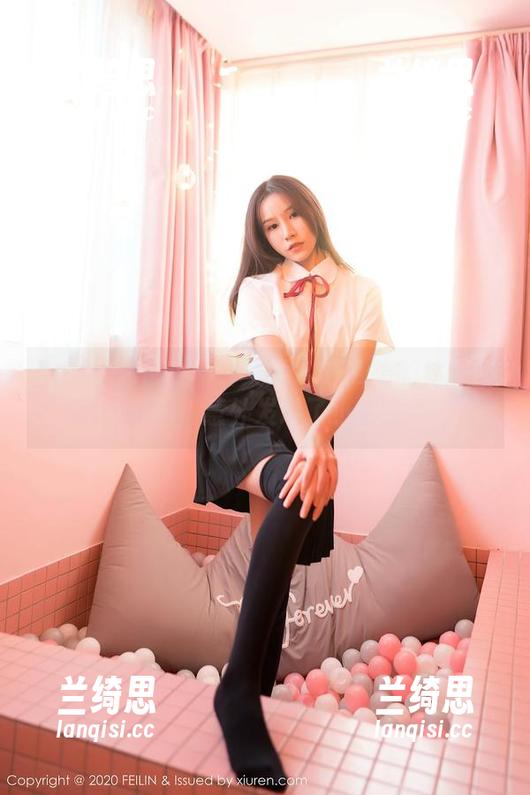 Feilin嗲囡囡 - 下载BABY_柒的体操服写真，意外发现了小秘密