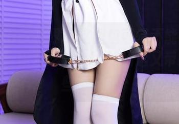 XIAOYU语画界 – 这图包可惜不能选择跳过剧情！徐莉芝Booty的精选又带给我哪些意外？