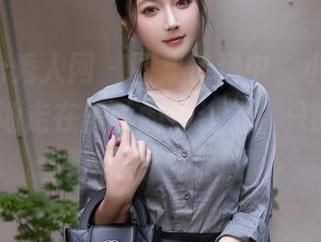 Xiuren秀人网 – 图集传送中，小狐狸Sica骄傲地走在黑丝的边边上，只能说这组合看得心彻底乱了。