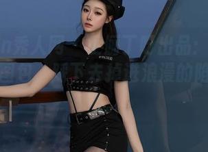 Xiuren秀人网 – 王俪丁呀出品：无圣光的棉袜图包，踩下去掉进浪漫的陷阱里了呢。