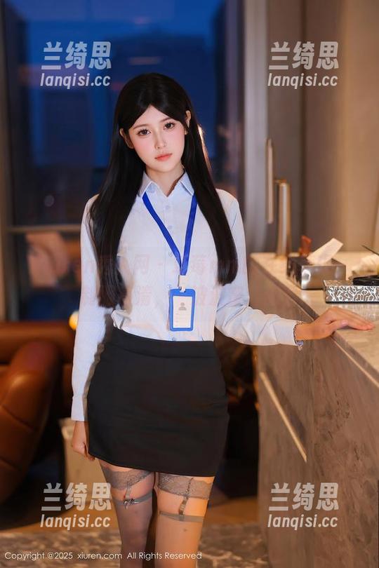 Xiuren秀人网 - 草莓mm的在线表现，制服高清，一波波蜜汁内容