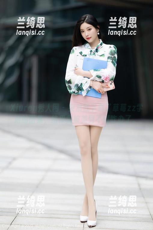 Xiuren秀人网 - 突然就下载了草莓zz学姐的图集,结果我被美到不懂咋办了。 Xiuren秀人网 - 突然就下载了草莓zz学姐的图集,结果我被美到不懂咋办了。