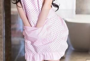 Xiuren秀人网 – 甜心？不如叫“赵万灵的美图文案写作指南”，满满满满都是套路香。
