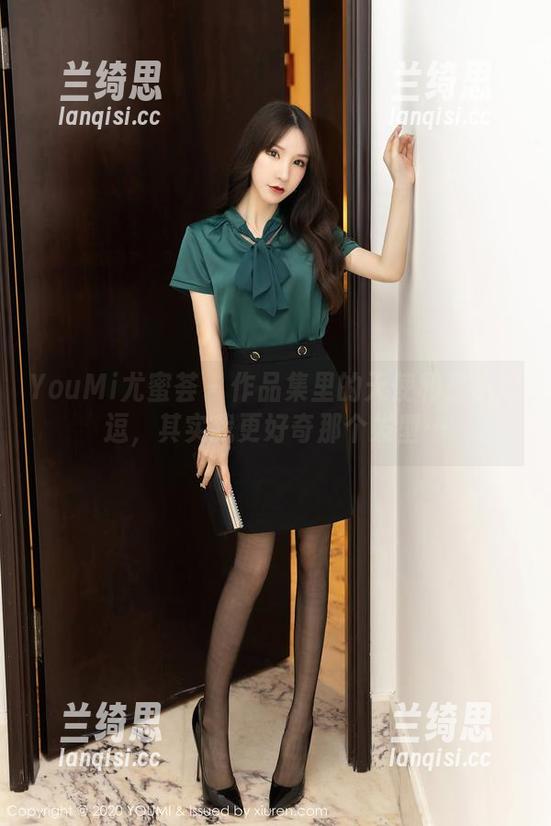 YouMi尤蜜荟 - 作品集里的天使和是小逗逗，其实我更好奇那个发型…