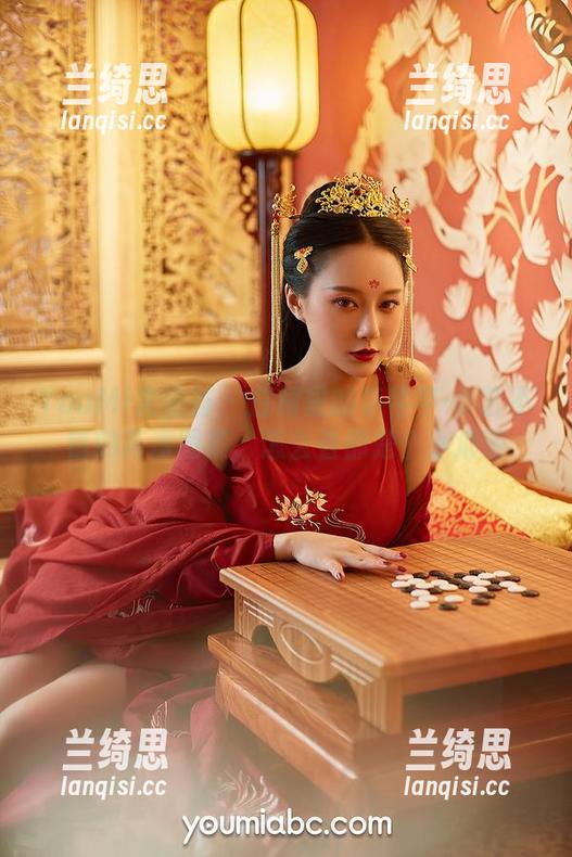 YouMi尤蜜荟 - 白裙里的李芊芊-手艺不错的高清图集，怎么看都是个小浪漫