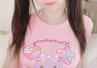 一分为二，shimo霜月的原图和她的AtagoMaid，你选哪一边？