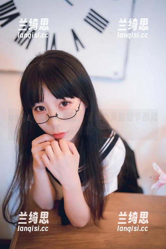 usejan蓝蓝的私语，写真合集的细节都藏在哪里？