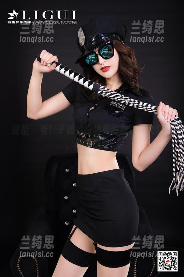 丽柜 - 看！子晴的白裙原图和套图大对比，真没想到！
