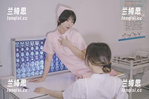 观察云溪溪的美图，心事似乎很会变换姿态？