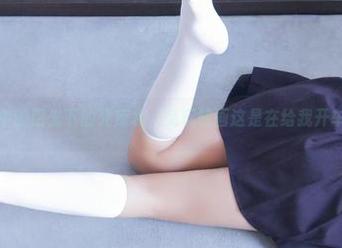 原图中的阳光下的死库水，兔玩映画这是在给我开车吗？