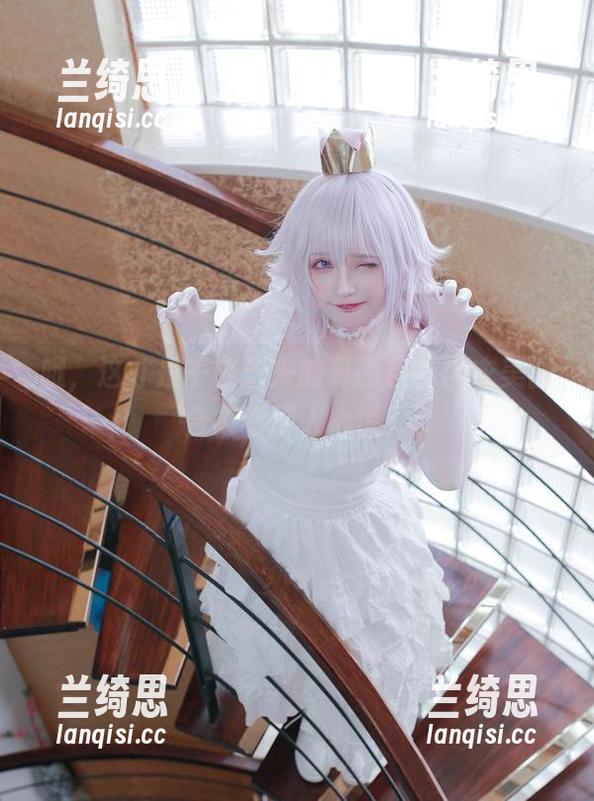 哦，这才是千夜未来的真面目？内衣美图合集看得人心慌！