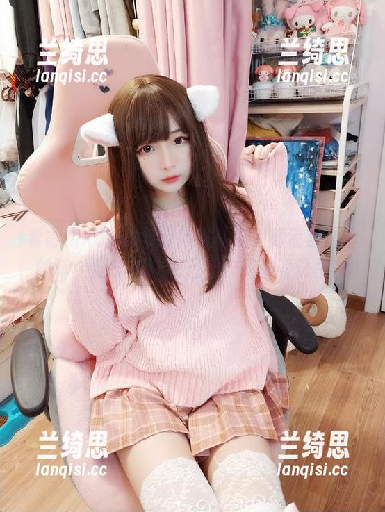 看古川kagura的特别私服，高清套图里的每个细节都让我想问：是谁设计的？