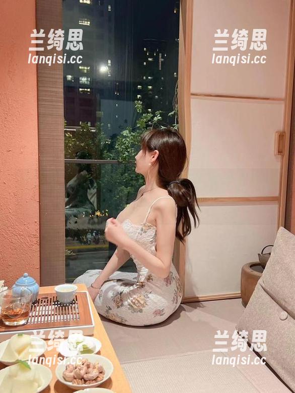 微密圈 - 渔网袜竟是周妍希无圣光套图的反转文案，你信不信？