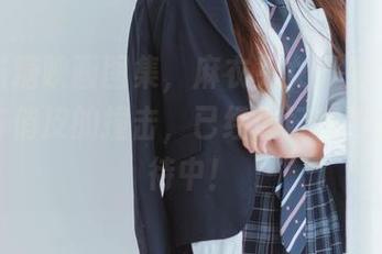 下载喵糖映画图集，麻衣兔女郎为你展现清纯与俏皮的撞击，已经做好咖啡配乐等待中！