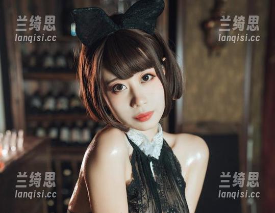 恋上奈汐酱Nice的短裤，cos图包征服所有眼球
