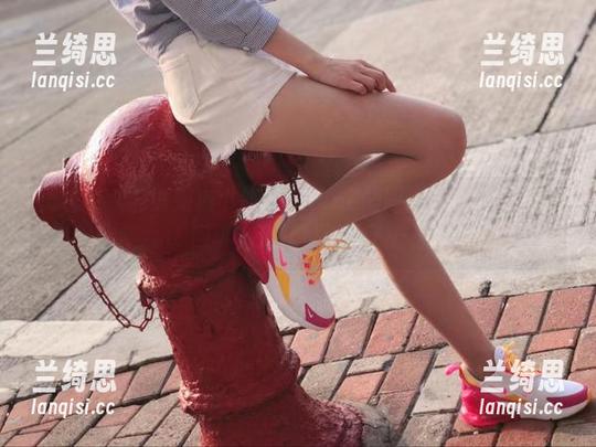 微密圈 - 有谁知道小仙女ELaine的短裤全套这是怎么回事？我开始模糊了…