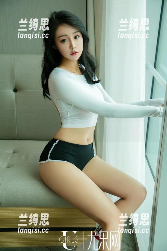 尤果网 - 短裙日记——Mikka涵涵的写真，超级无敌美！