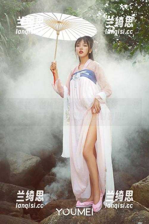 尤蜜荟 - 柚柚酱和她的比基尼对话——这是高清写真带给我的次元时刻吧！