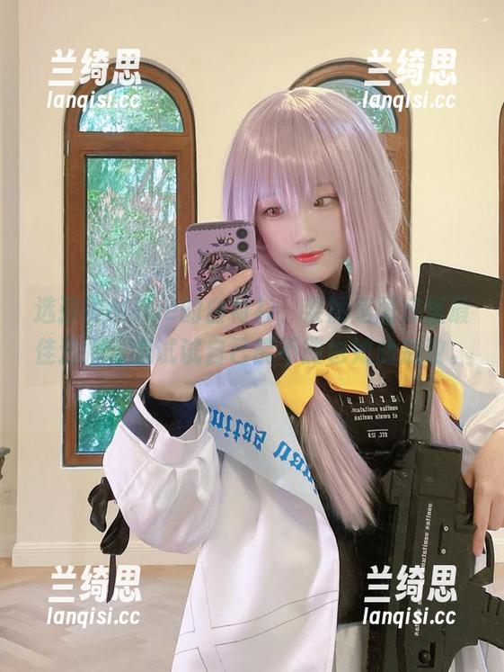 选弥美Mime的白衬衫，果然是图库里最佳选择，想试试自己能不能也如此别致。
