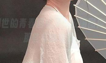抖娘利世的青春回忆录：校服图库，分享那些年的故事。