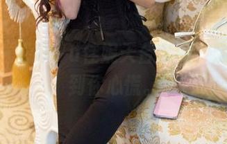 推女郎 – 最新Yu佳妮天台套图，随意摆拍到你心慌。