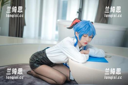 猫耳与围裙——无影喵喵的私房花园，女仆合集值得一看