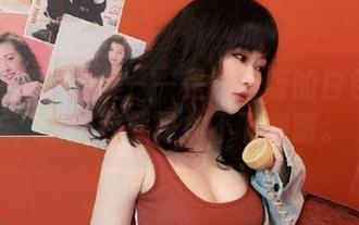 随便一张都是美——是依酱呀的白色写真，反正我就是放不下眼睛。