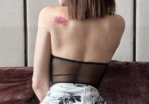 微密圈 – 果儿Victoria的粉色内衣吊带袜，美图随便来，这种免费真让人开心！