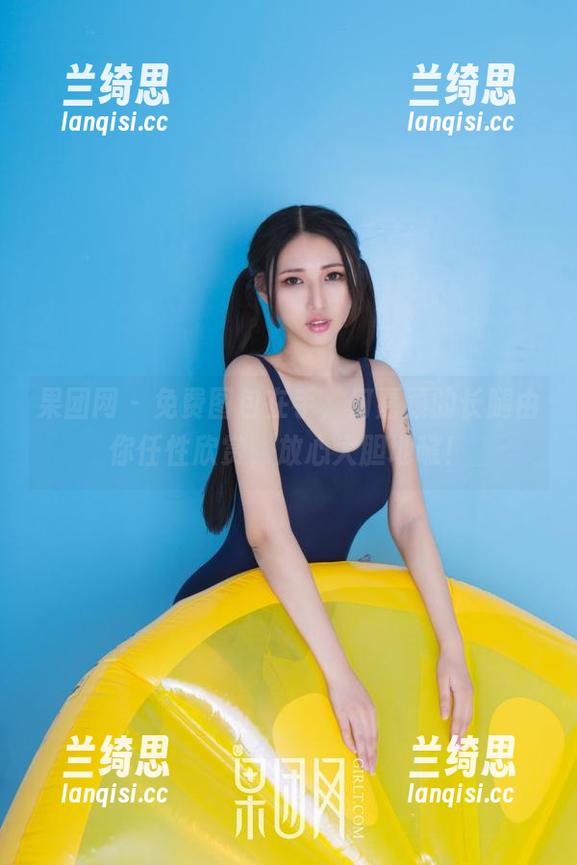 果团网 - 免费图包在手，何嘉颖的长腿由你任性欣赏，放心大胆地瞧！