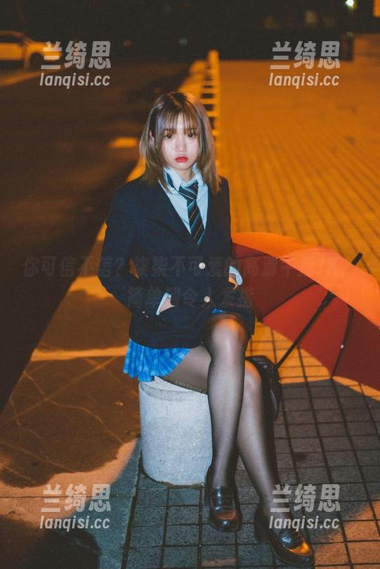 你可信不信？柒柒不可爱的高清午后JK，简单到令人发指