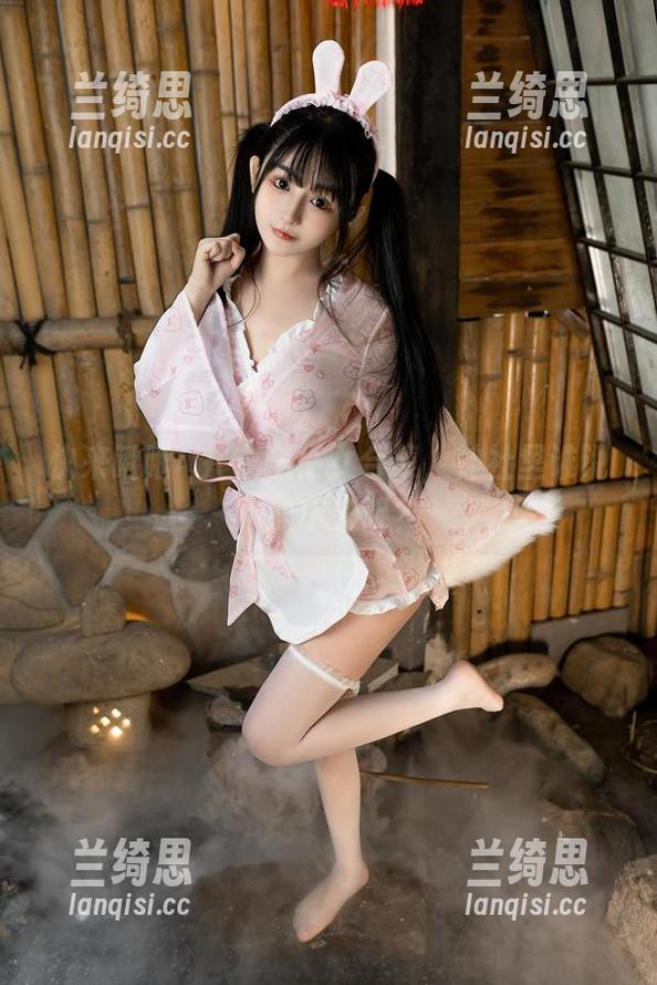 快来瞅瞅桜井宁宁巫女合集，神社里谁说不能玩乐呢？