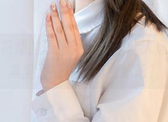 梨瑾瑾花嫁的原图：唯美得让人迷失，图集里还有更深的隐秘吧？