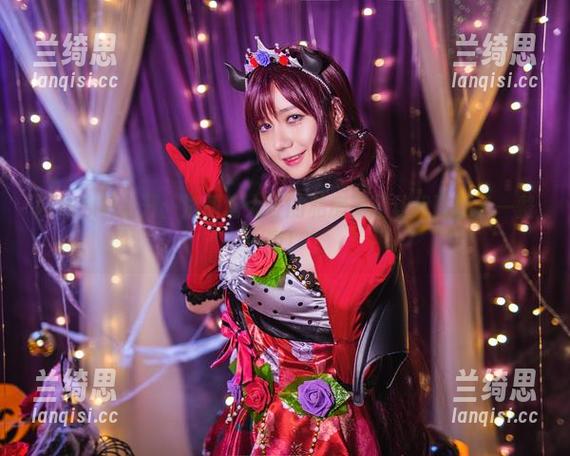 网袜心机全开：洛丽塔大哥的私房美图让我瞎想了一整夜！