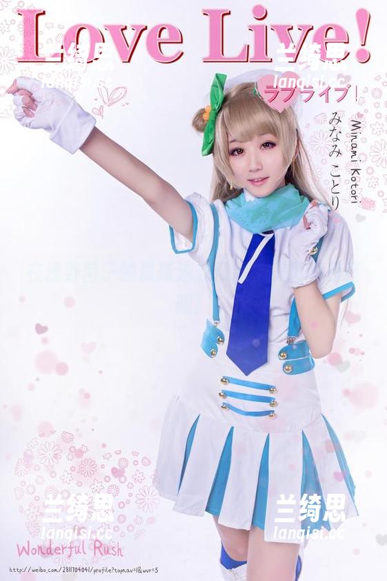 在浅野菌子的最新泳衣照里，美图真是亮眼！