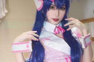 黑暗护士清颜颜子的写真集，下载就像闯进了一个奇异的化妆间！