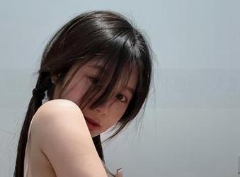 微密圈 – 让黑连体吊带带你一起“套”不回头，火龙果羊分享喔