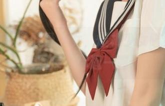 脱离现实的骸骨少女，爆机少女喵小吉高清图库带你逛一圈。