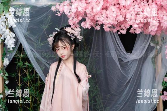 在爆机少女喵小吉的眼里，喵酱的一天：毛茸茸的资源分享会！