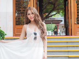 爱蜜社 – 全套的高跟鞋造型，让人想直呼“Winki丝姬真会搭”。期待下载，让我也亮相一下！