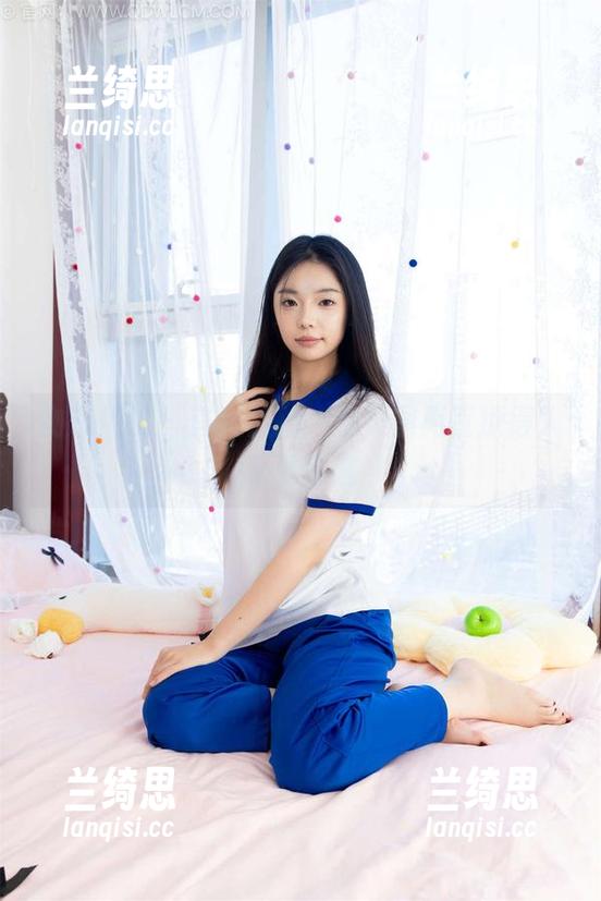 物恋传媒 - 岚岚自拍，这美图简直撩得人无处可逃