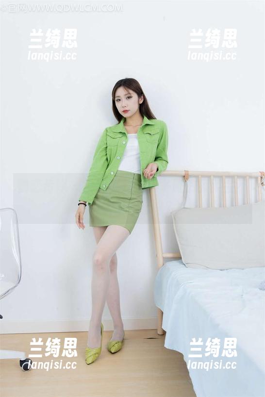 物恋传媒 - 杂货铺美图，冬眠的菜菜会不会偷偷溜出来？