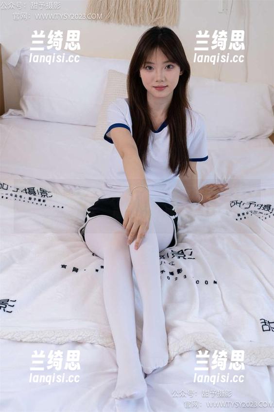 甜予摄影 - 这美图太离谱,不说帆布鞋的齐齐,真的吸引眼球! 甜予摄影 - 这美图太离谱,不说帆布鞋的齐齐,真的吸引眼球!