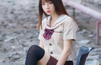 制服少女的逆袭，疯猫ss亲授“美图”拍摄技巧