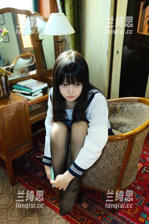 脑洞大开的白莉爱吃巧克力猫：人形电脑天使心套图穿越时空！