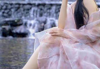 秀人网 – fairy如歌的美足，不仅在线，更是让人流连的资源。