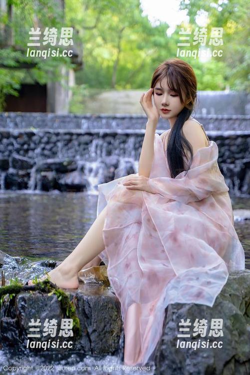 秀人网 - fairy如歌的美足，不仅在线，更是让人流连的资源。