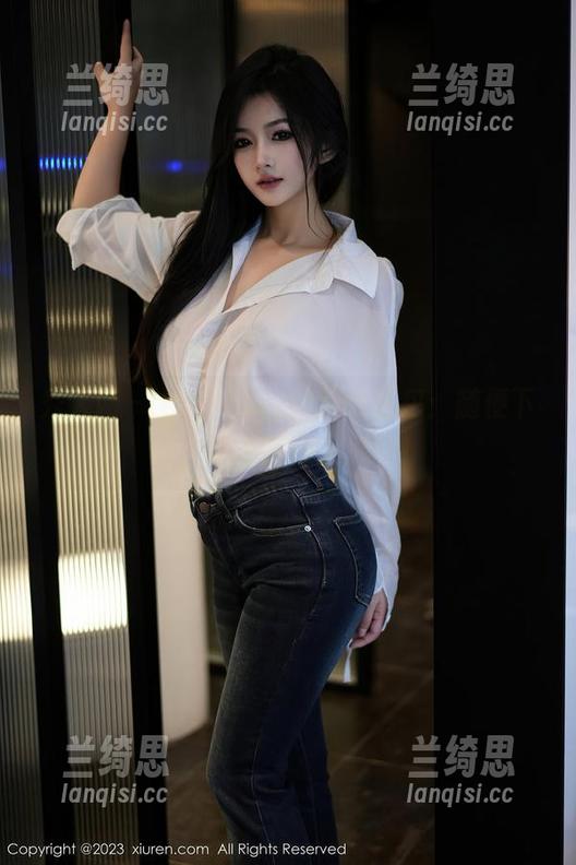 秀人网 - 七米baby的豹纹图包：随便下载，别说我没提醒你！